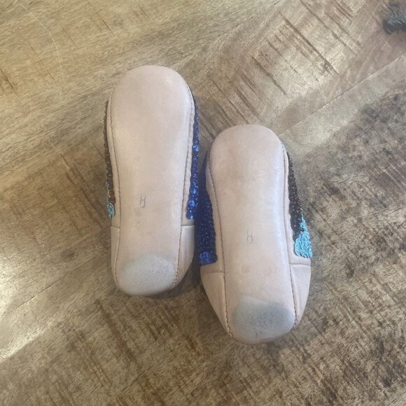 Le Toit de La Lune Handmade Leather Slippers Girls Size 8 Sequins Blue - Picture 8 of 10